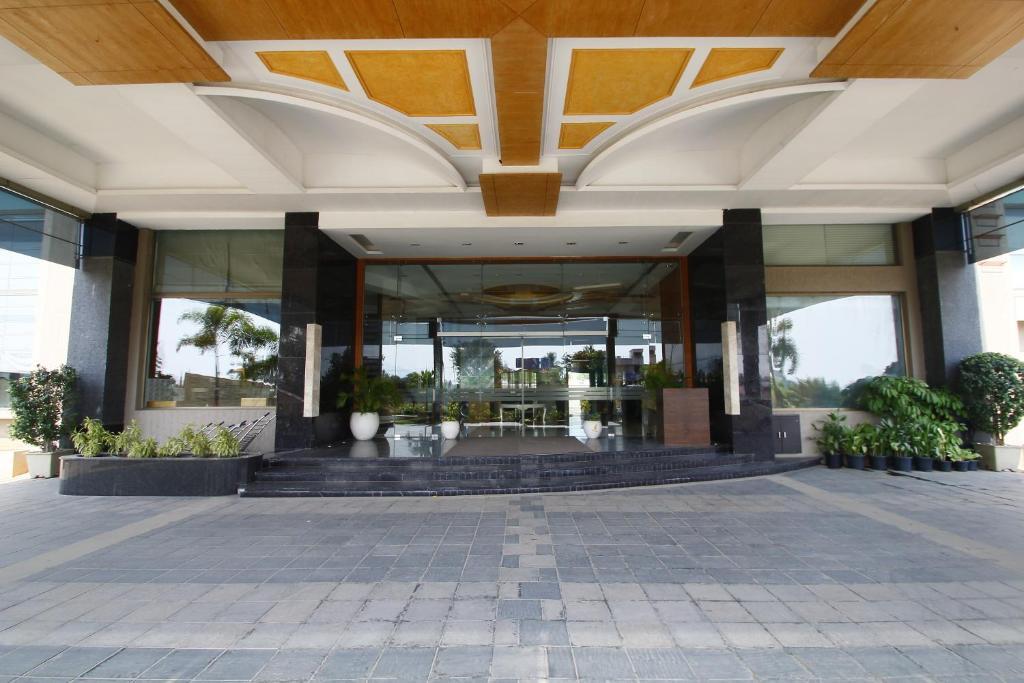 Grand Estancia Salem Exterior photo