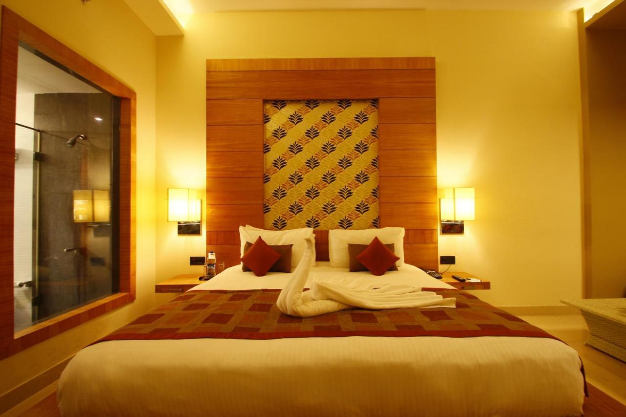 Grand Estancia Salem Room photo